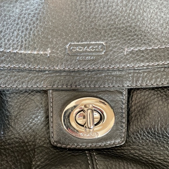 Coach F19044 Penelope HandBag Black Leather - Picture 6 of 11